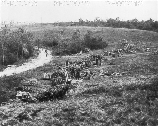 French 75th artillery battery, Aisne, France, 18 July 1918. Artist: Unknown