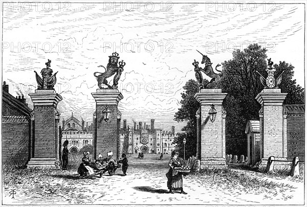 'Entrance to Hampton Court Palace', 1880.Artist: Robert Taylor Pritchett