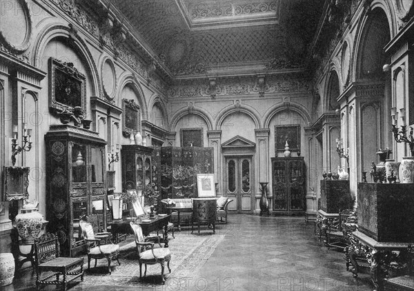 The saloon, Montagu House, 1908.Artist: Bedford Lemere and Company