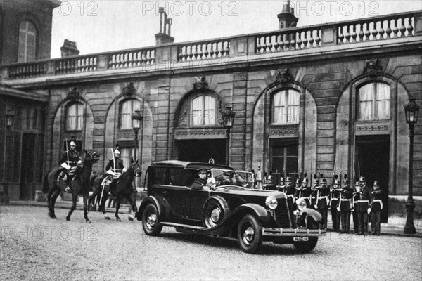 The President of the Republic going out, Paris, 1931. Artist: Ernest Flammarion