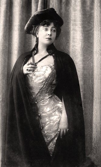 Olga Nethersole (c1863-1951), English actress and theatre producer, early 20th century.Artist: Rotary Photo