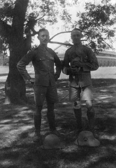British soldiers, Muttra, India, 1917. Artist: Unknown