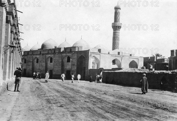 Mosque on River Street, Baghdad, Mesopotamia, WWI, 1918. Artist: Unknown