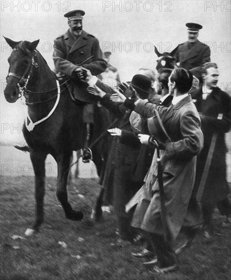 Ex-service men and the King, review of 20,000 Silver Badge men in Hyde Park, London, 1935. Artist: Unknown