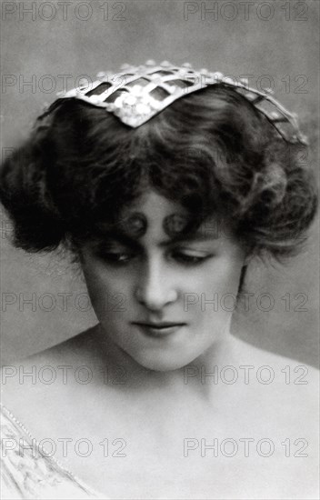 Marie Studholme (1875-1930), English actress, 1900s.Artist: Lizzie Caswall Smith