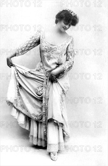 Marie Studholme (1875-1930), English actress, 1900s.Artist: Lizzie Caswall Smith