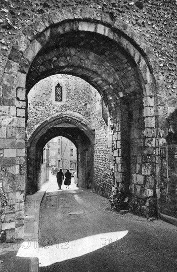 The Barbican Arches, Lewes, East Sussex, c1900s-c1920s. Artist: Unknown