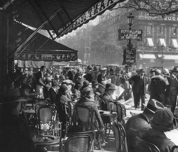 Café de la Paix, Paris, 1937. Artist: Martin Hurlimann
