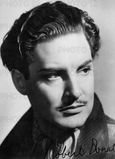 Robert Donat (1905-1959), British actor, c1930s-c1940s. Artist: Unknown