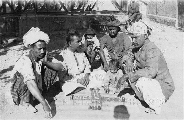 Hindus gambling, India, 1916-1917. Artist: Unknown