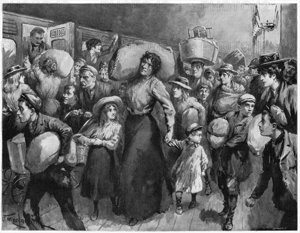 Hop-pickers leaving London Bridge at midnight, 1900. Artist: Unknown