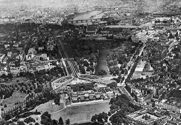 Aerial view of Buckingham Palace, London, 1926-1927. Artist: Unknown