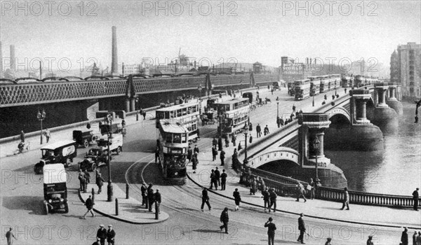 The two bridges at Blackfriars, London, 1926-1927. Artist: Unknown