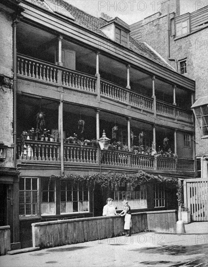 The 'George', 17th century inn, Southwark, London, 1926-1927. Artist: McLeish