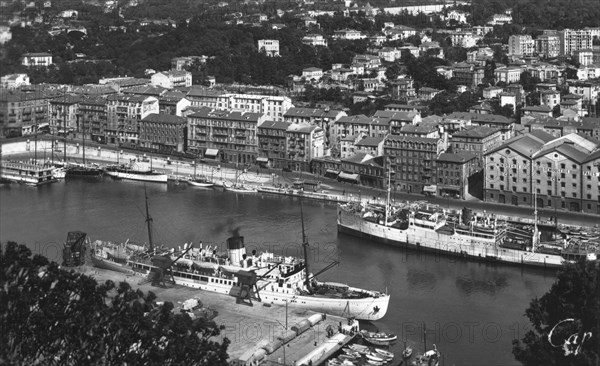 The port from Mont Boron, Nice, France, early 20th century. Artist: Unknown