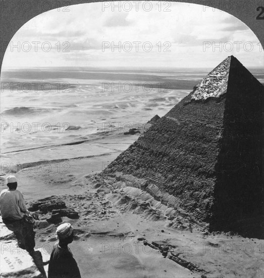 'The Second Pyramid, showing part of the original covering, Egypt', 1905.yramid, Egypt, c1900. Artist: Underwood & Underwood