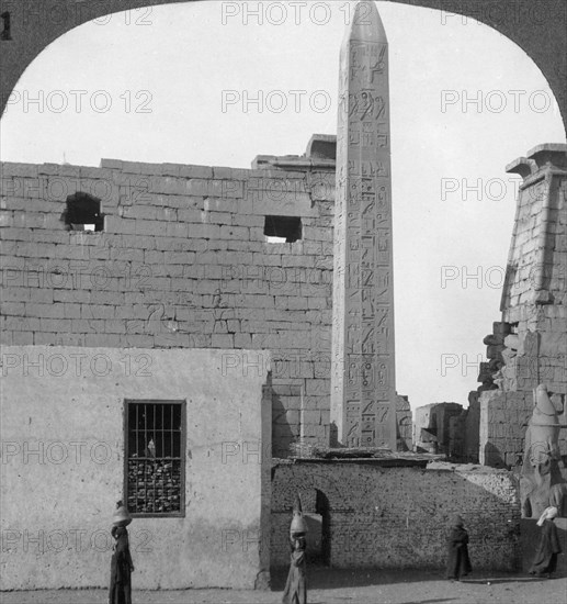 'The obelisk of Rameses II and front of Luxor Temple, Thebes, Egypt', 1905.Artist: Underwood & Underwood