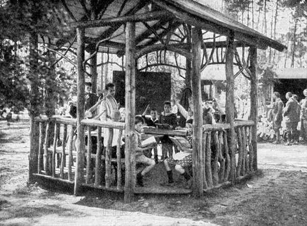 Learning in the Forest of Charlottenburg, Berlin, Germany, 1922. Artist: Unknown