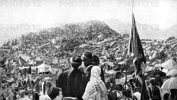 Pilgrims performing the 'Wukuf', Mount Arafat, Saudi Arabia, 1922. Artist: Unknown