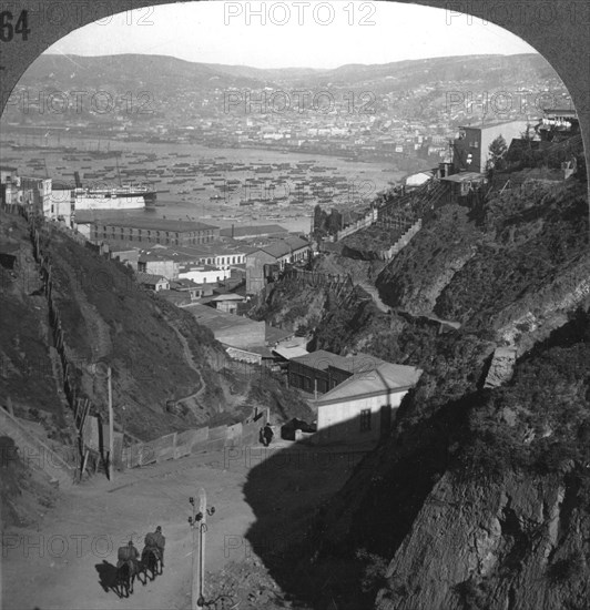 The harbour and city of Valparaiso, Chile, c1900s. Artist: Unknown