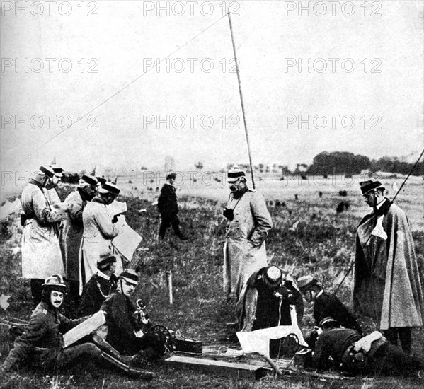 Company of German scouts receiving telephone instructions, First World War, 1914. Artist: Unknown