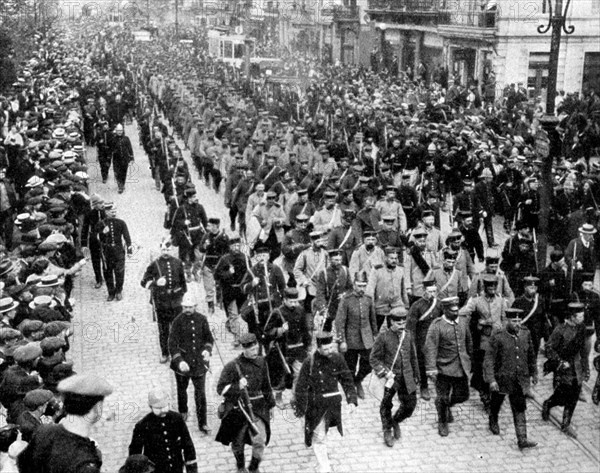 German troops as prisoners in Antwerp, Belgium, First World War, 1914. Artist: Unknown