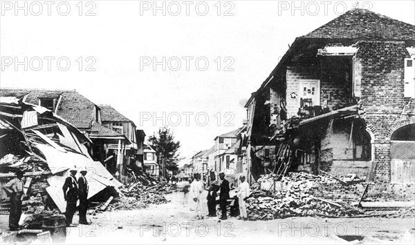 Earthquake damage, Duke Street, Kingston, Jamaica, 1907. Artist: Unknown