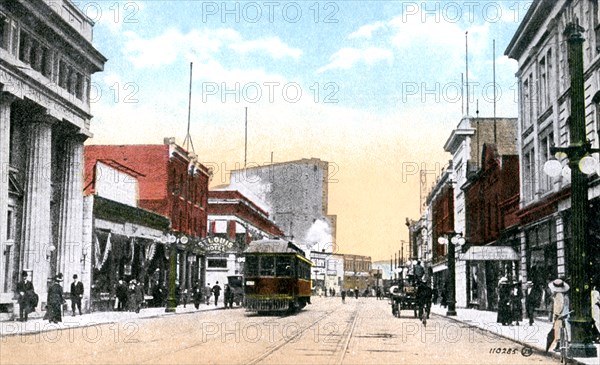 Victoria Avenue, Fort William (Thunder Bay), Ontario, Canada, c1900s. Artist: Unknown