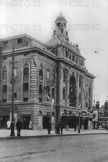 Chiswick Empire, Chiswick, London, early 20th century.Artist: W F Seymour