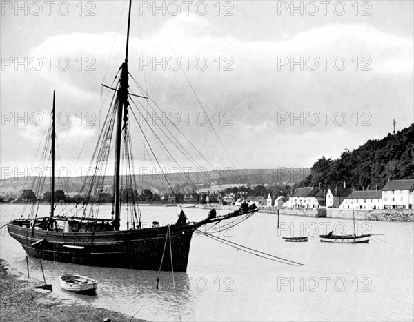 Minehead from the harbour wall, Somerset, 1924-1926.Artist: E Bastard