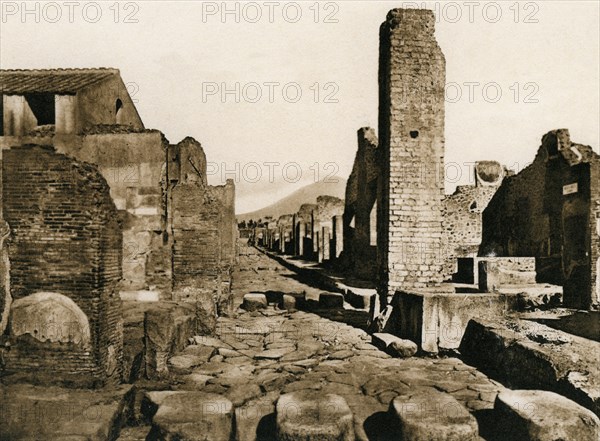 Strada Stabiana, Pompeii, Italy, c1900s. Creator: Unknown.