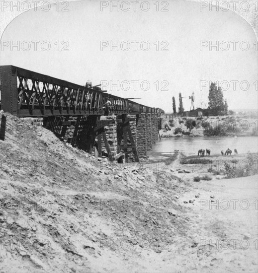 Bridge over the Modder River, South Africa, 21st February 1900.Artist: Underwood & Underwood