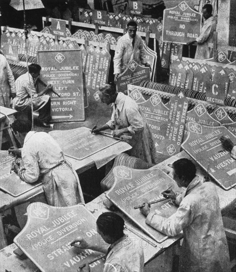 Men in the RAC Highways Department preparing traffic signs, 1935. Artist: Unknown