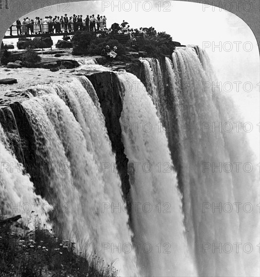 'The Frail Foot Bridge', Niagara Falls, Canada.Artist: Realistic Travels Publishers