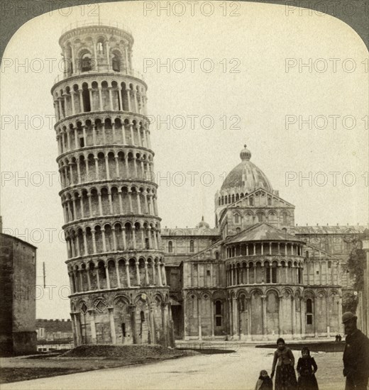 Cathedral and Leaning Tower of Pisa, Italy.Artist: Underwood & Underwood