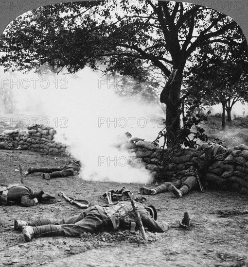 First World War battlefield scene, 1914-1918.Artist: Realistic Travels Publishers