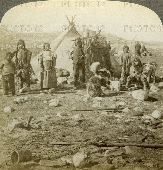 Eskimos, Greenland.Artist: Underwood & Underwood