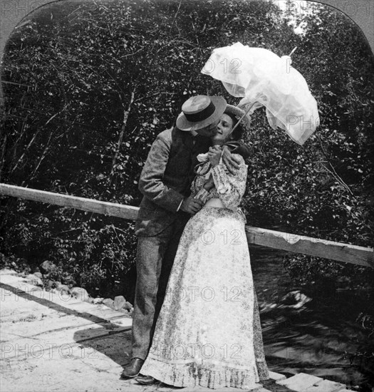 'The Summer Girl and Her Sweetheart'.Artist: American Stereoscopic Company