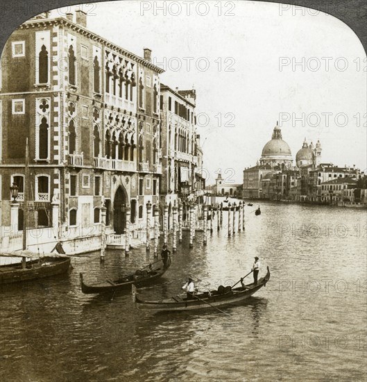 The Grand Canal, Venice, Italy.Artist: Underwood & Underwood