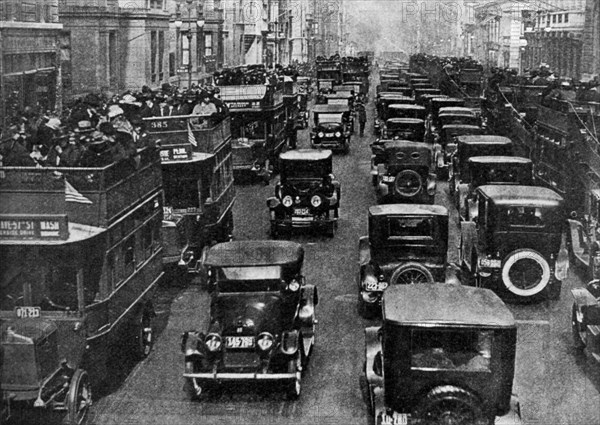 Traffic on 5th Avenue as seen from a control tower, New York City, USA, c1930s.Artist: Ewing Galloway