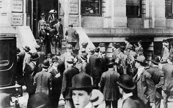 Anxious crowds outside the White Star Line office, 1912 (1937). Artist: Sport & General