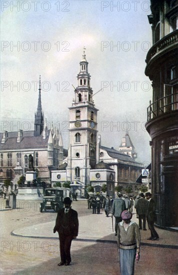 Church of St Clement Danes, London, c1930s. Artist: Spencer Arnold