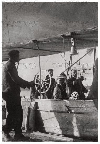 Count Zeppelin with his daughter in the gondola of Zeppelin LZ3, Germany, c1906-1908 (1933). Artist: Unknown