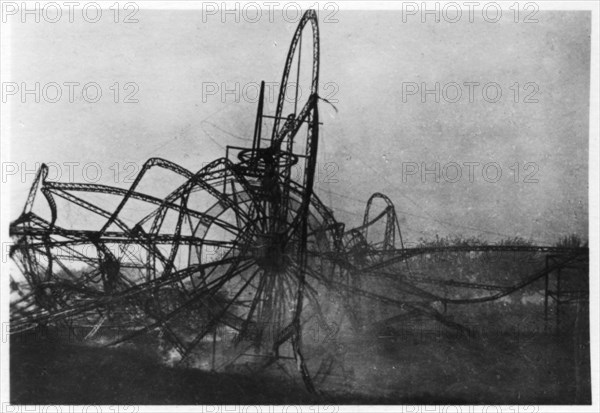 Zeppelin LZ4 after the Echterdingen disaster, Germany, 1908 (1933). Artist: Unknown