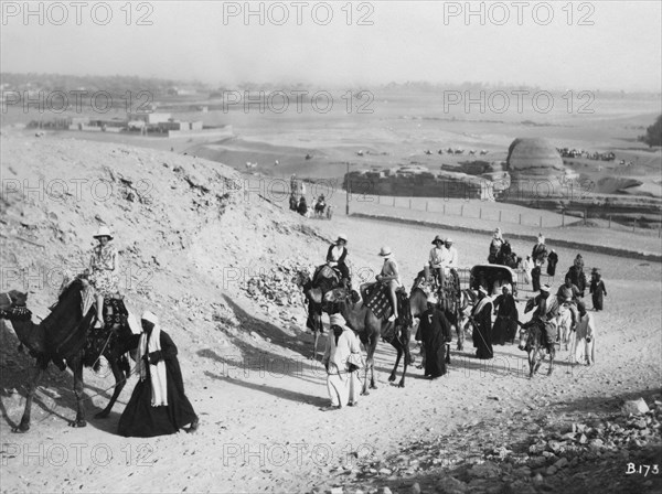 Camel tour, Giza, Egypt, c1920s-c1930s(?). Artist: Unknown