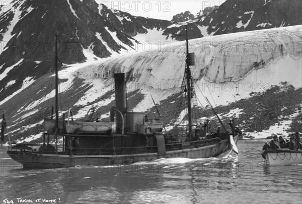 Whaling, Magdalene Bay, Spitzbergen, Norway, 1929. Artist: Unknown