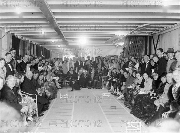 'The North Cape Stakes', entertainment on board the Blue Star Line's SS 'Arandora Star', 1929. Artist: Unknown