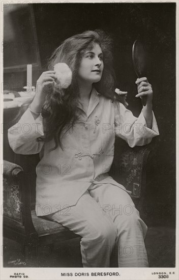 Doris Beresford, British actress, c1900s(?).Artist: Rapid Photo Company