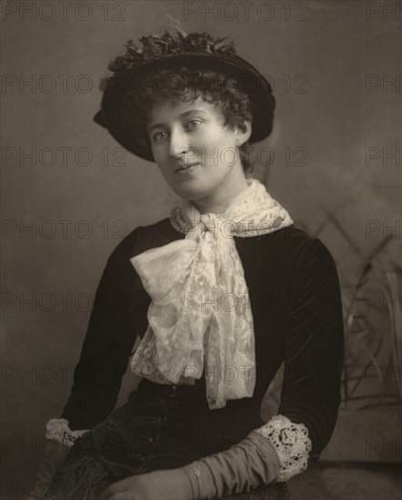 Cissy Grahame, British actress, 1882. Artist: London Stereoscopic & Photographic Co