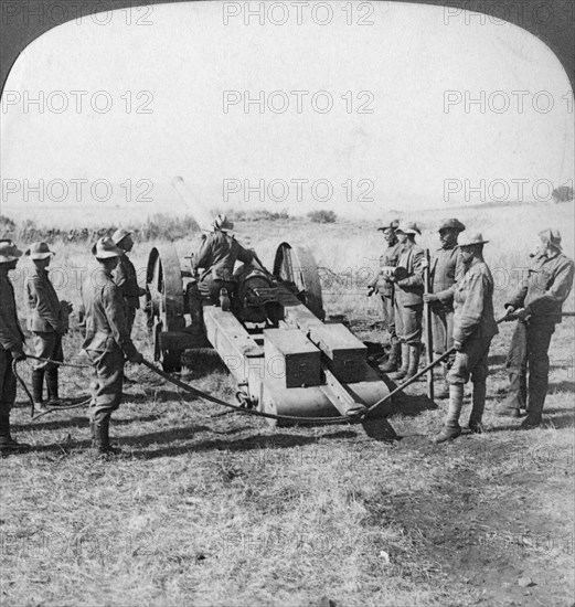 British naval gun, South Africa, Boer War, 1900. Artist: Underwood & Underwood